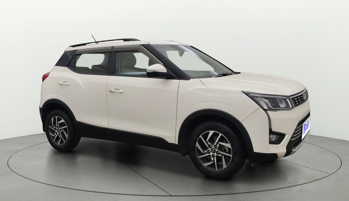 2022 Mahindra XUV300 W8 (O) 1.2 PETROL, Petrol, Manual, 38,272 km, SRP