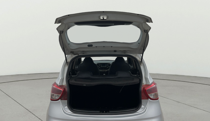 2017 Hyundai Grand i10 MAGNA 1.2 KAPPA VTVT, Petrol, Manual, 65,733 km, Boot Door Open