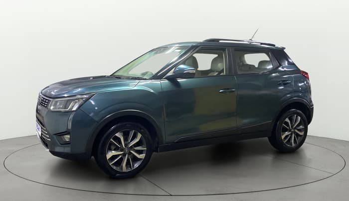 2021 Mahindra XUV300 W8 (O) 1.2 PETROL AMT, Petrol, Automatic, 91,580 km, Left Front Diagonal