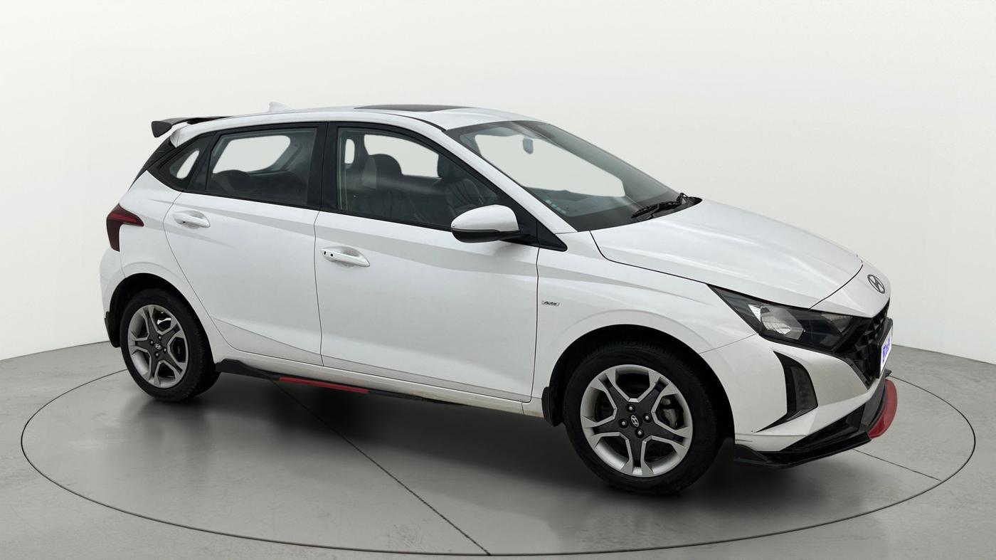 2025 Hyundai NEW I20 Sportz (O) 1.2 IVT, Petrol, Automatic, 11,272 km, Right Front Diagonal
