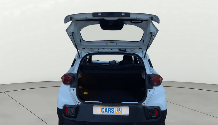 2024 Tata PUNCH ACCOMPLISHED DAZZLE SUNROOF CNG MT, CNG, Manual, 32,527 km, Boot Door Open