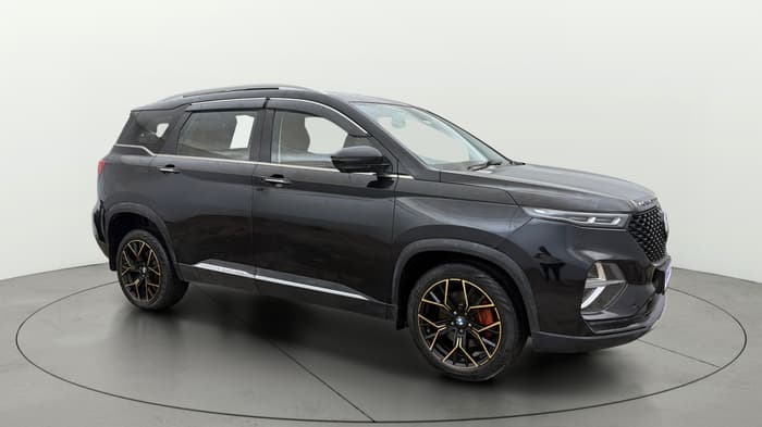2021 MG HECTOR PLUS SHARP 1.5 PETROL TURBO DCT 6-STR DUAL TONE, CNG, Automatic, 67,734 km, Right Front Diagonal