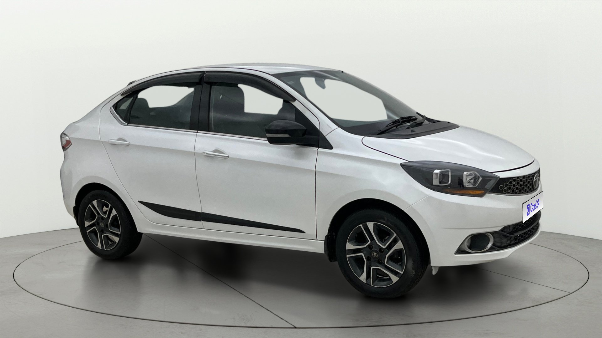 2018 Tata Tigor XZ PLUS PETROL 2018 Tata Tigor XZ PLUS PETROL