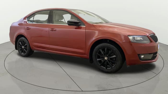 2017 Skoda Octavia STYLE PLUS AT 1.8 TSI, Petrol, Automatic, 47,241 km, Right Front Diagonal
