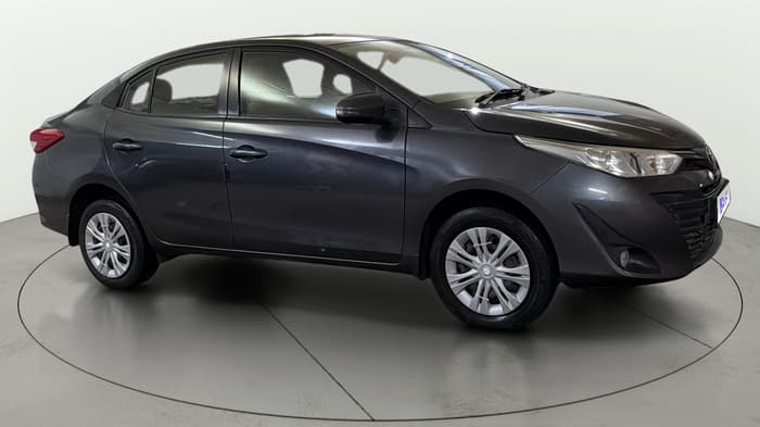 2018 Toyota YARIS G CVT, Petrol, Automatic, 98,910 km, Right Front Diagonal