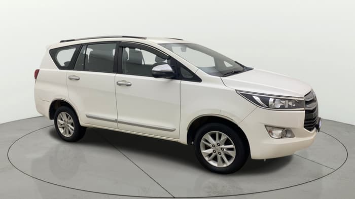 2020 Toyota Innova Crysta 2.4 GX 7 STR, Diesel, Manual, 60,111 km, Right Front Diagonal