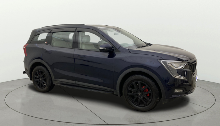 2024 Mahindra XUV700 AX 7 Luxury Pack Petrol AT 6 STR, Petrol, Automatic, 2,678 km, Right Front Diagonal