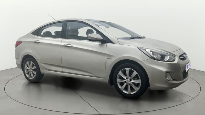 2013 Hyundai Verna FLUIDIC 1.6 VTVT SX, Petrol, Manual, 73,916 km, Right Front Diagonal