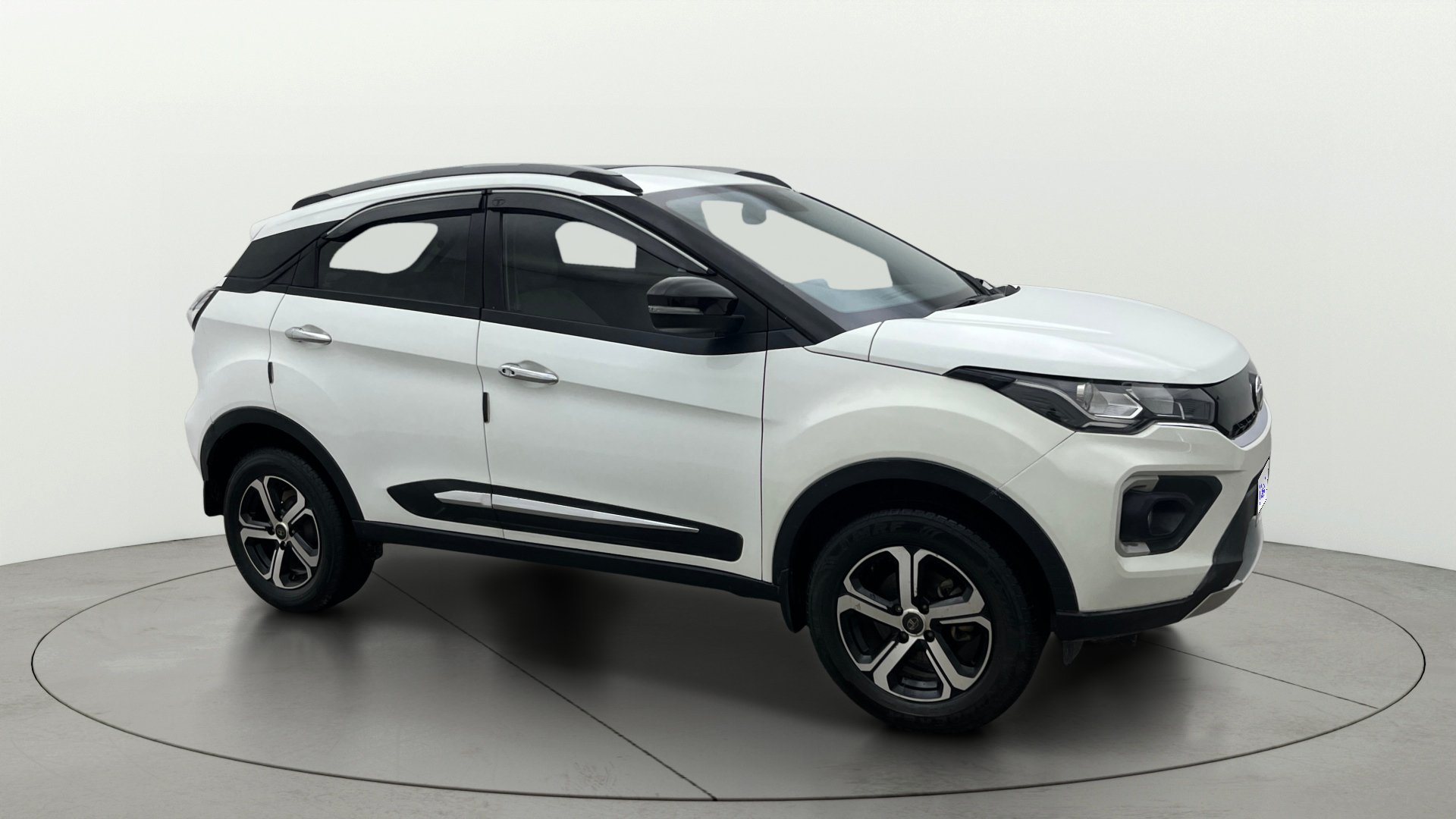 2022 Tata Nexon XZA PLUS (PREMIUM) PETROL 2022 Tata Nexon XZA PLUS (PREMIUM) PETROL