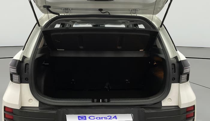 2023 Hyundai VENUE SX (O) MT 1.0 Turbo, Petrol, Manual, 12,162 km, Boot Open Zoomed View