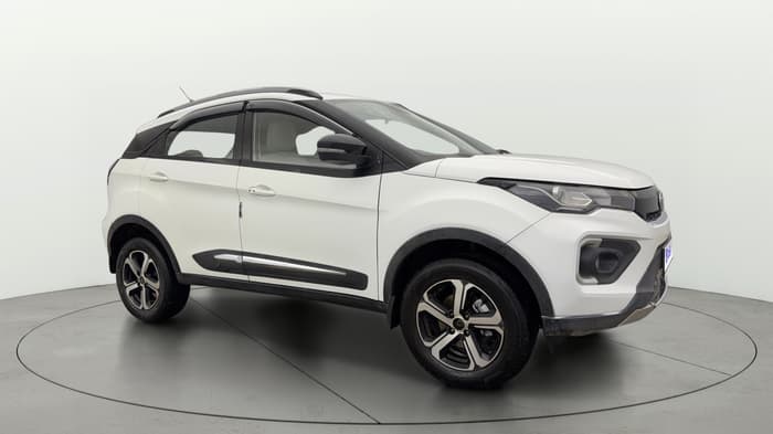 2022 Tata NEXON XZA PLUS (L), Petrol, Automatic, 51,883 km, Right Front Diagonal