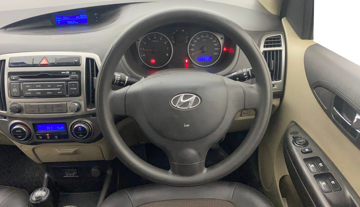 2012 Hyundai i20 MAGNA (O) 1.2, Petrol, Manual, 71,643 km, Steering Wheel Close Up