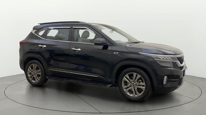 2022 KIA SELTOS HTX IVT 1.5 PETROL, Petrol, Automatic, 1,36,005 km, Right Front Diagonal