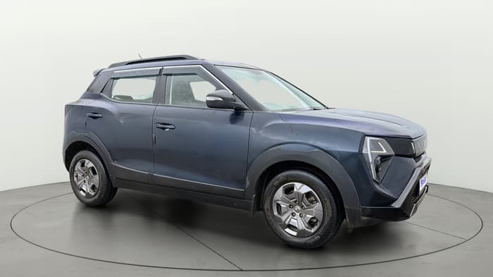 2024 Mahindra XUV 3XO MX3 Pro 1.2 L TCMPFI AT, Petrol, Automatic, 43,553 km, Right Front Diagonal