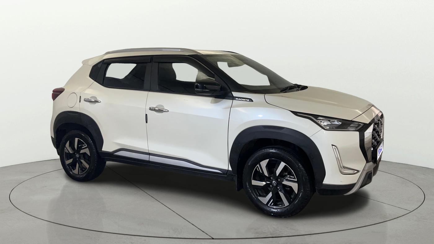2025 Nissan MAGNITE N-Connecta B4D 1.0 Petrol AMT, Petrol, Automatic, 9,435 km, SRP