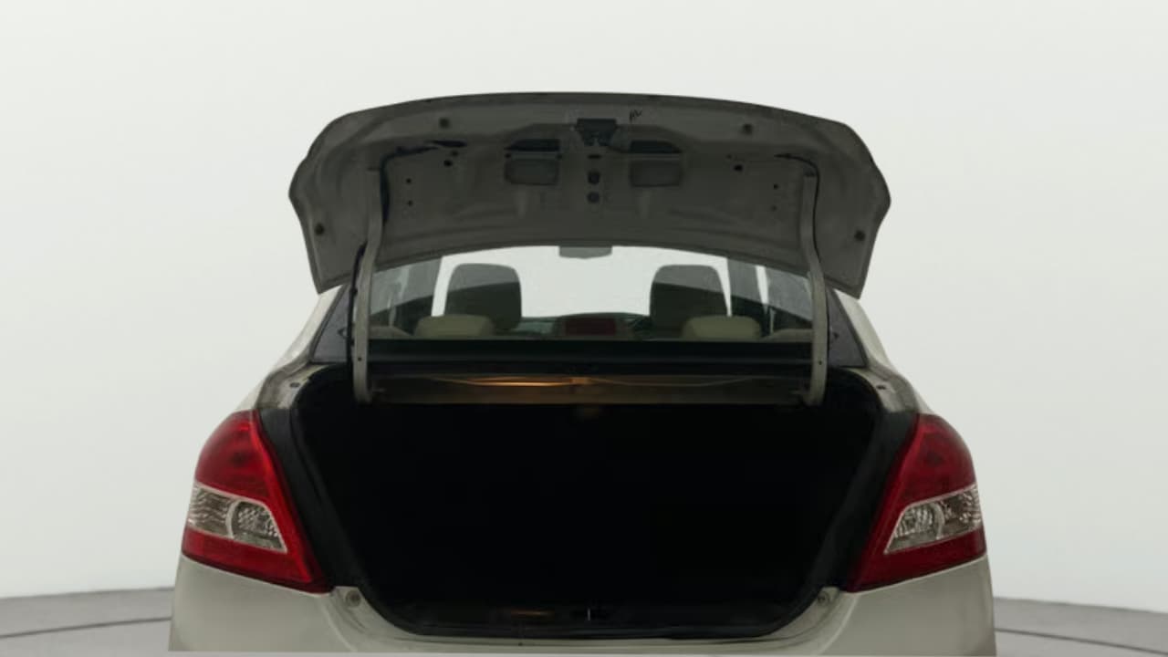 2015 Maruti Swift Dzire VXI, Petrol, Manual, 52,374 km, Boot Open Zoomed View