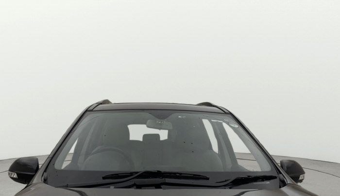 2017 Mahindra XUV500 W10, Diesel, Manual, 65,122 km, Front Windshield