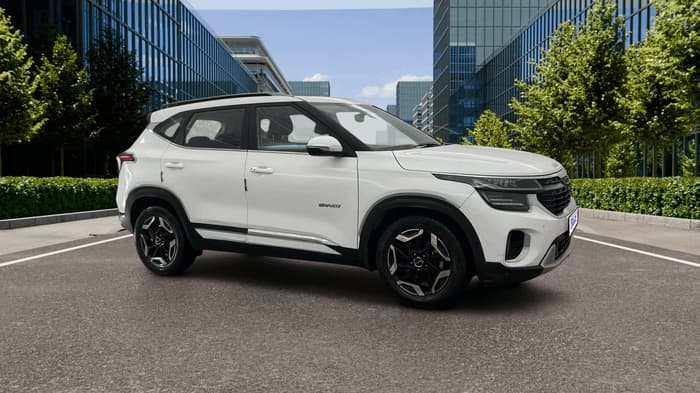 2024 KIA SELTOS Gravity 1.5 Petrol IVT, CNG, Automatic, 45,169 km, Right Front Diagonal