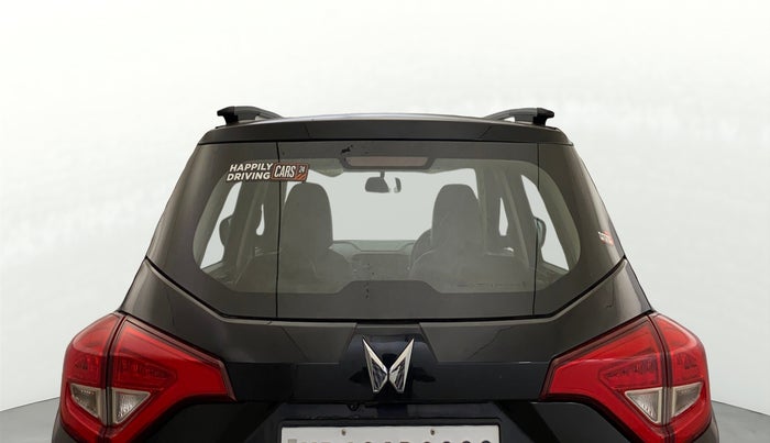 2023 Mahindra XUV300 W4 1.2 PETROL, Petrol, Manual, 52,472 km, Rear Windshield