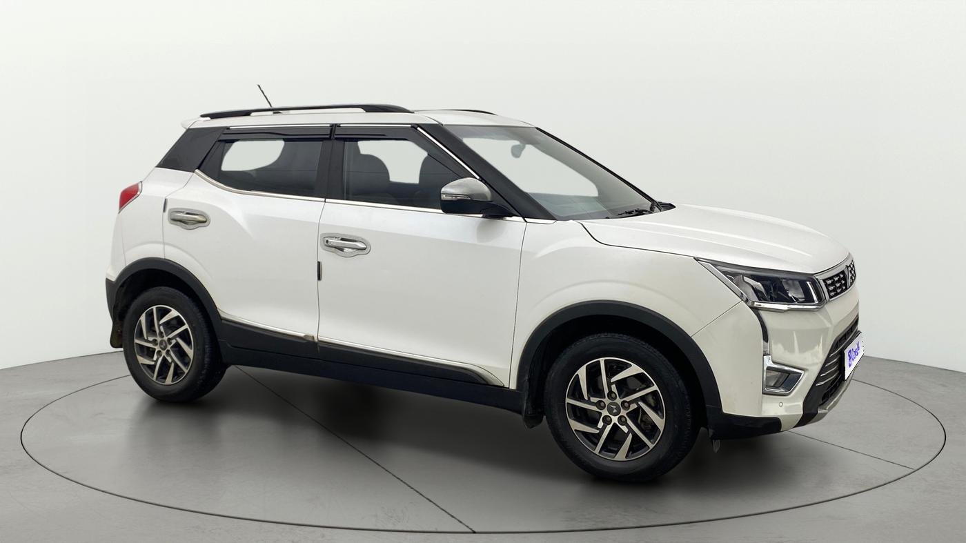 2024 Mahindra XUV300 W8 (O) 1.2 PETROL AMT, Petrol, Automatic, 45,360 km, SRP