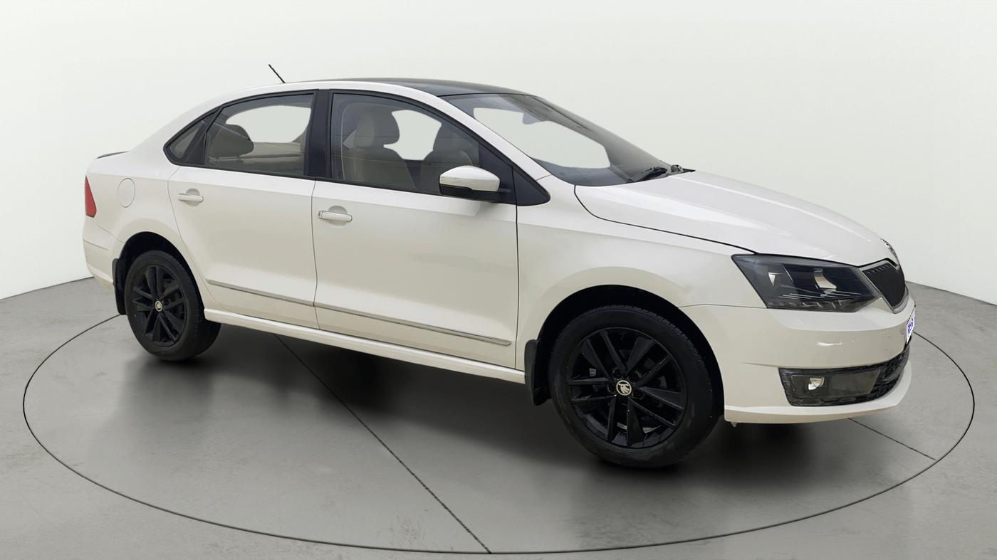 2018 Skoda Rapid STYLE 1.6 MPI AT, Petrol, Automatic, 91,861 km, Right Front Diagonal
