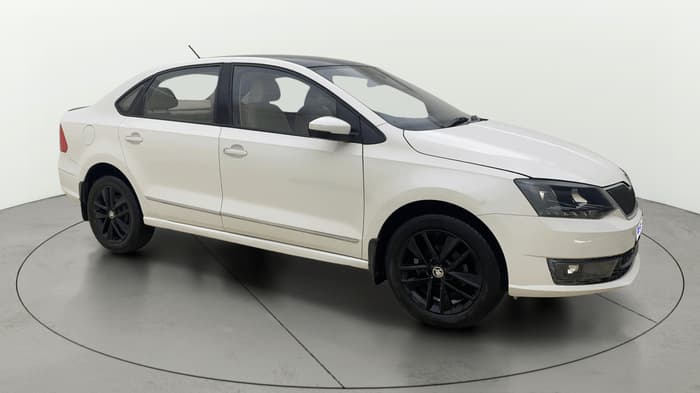 2018 Skoda Rapid STYLE 1.6 MPI AT, Petrol, Automatic, 91,861 km, Right Front Diagonal