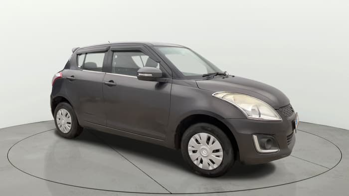 2015 Maruti Swift VXI, Petrol, Manual, 28,788 km, Right Front Diagonal
