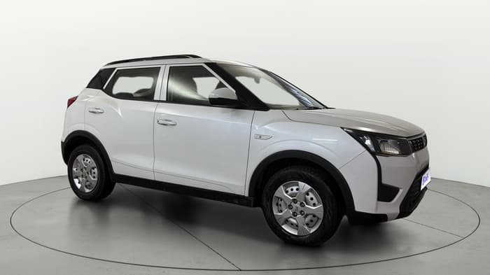 2024 Mahindra XUV300 W4 1.5 DIESEL, Diesel, Manual, 84,053 km, Right Front Diagonal