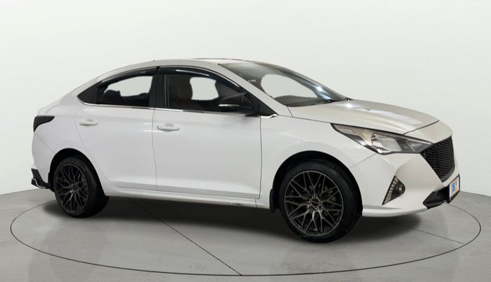 2022 Hyundai Verna S PLUS 1.5 VTVT, Petrol, Manual, 71,693 km, Right Front Diagonal