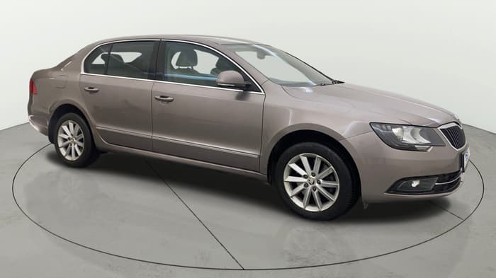 2014 Skoda Superb ELEGANCE 1.8 TSI AT, Petrol, Automatic, 74,204 km, Right Front Diagonal