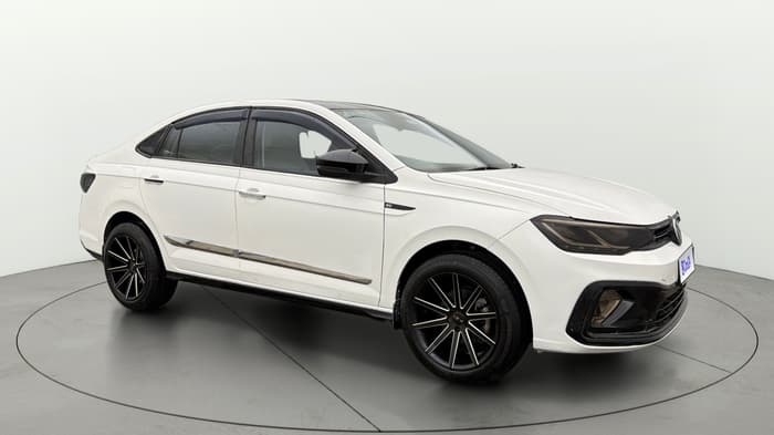 2024 Volkswagen VIRTUS HIGHLINE TSI 1.0 MT, Petrol, Manual, 12,176 km, Right Front Diagonal