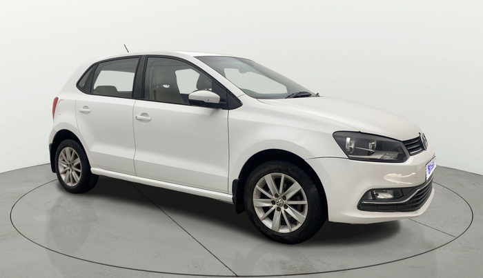2017 Volkswagen Polo HIGHLINE1.2L, Petrol, Manual, 58,893 km, Right Front Diagonal