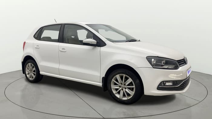 2017 Volkswagen Polo HIGHLINE1.2L, Petrol, Manual, 58,893 km, Right Front Diagonal