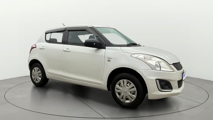 2016 Maruti Swift LXI (O), CNG, Manual, 98,297 km, Right Front Diagonal