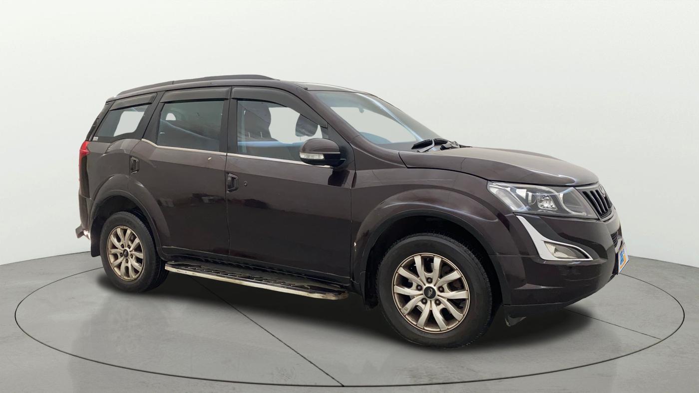 2018 Mahindra XUV500 W10 AT, Diesel, Automatic, 99,702 km, SRP