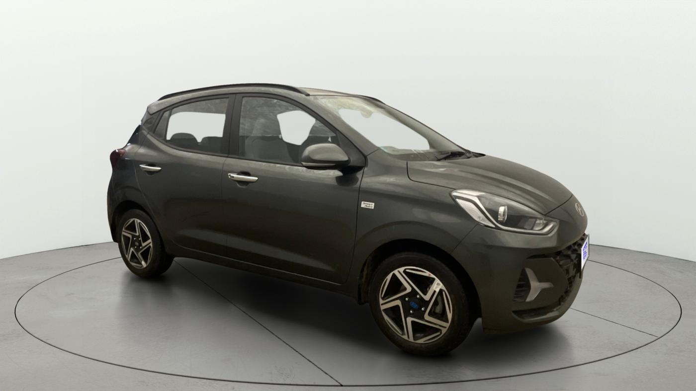 2025 Hyundai GRAND I10 NIOS ASTA AMT 1.2 KAPPA VTVT, Petrol, Automatic, 5,440 km, Right Front Diagonal