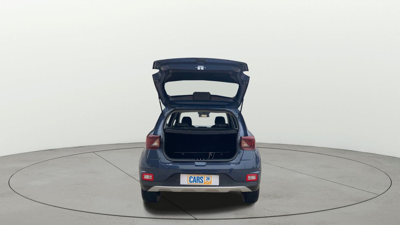 2021 Hyundai VENUE SX 1.5 CRDI, Diesel, Manual, 17,812 km, Boot Door Open