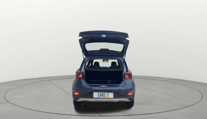 2021 Hyundai VENUE SX 1.5 CRDI, Diesel, Manual, 17,812 km, Boot Door Open