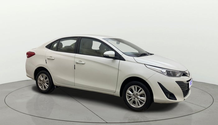 2018 Toyota YARIS V MT, Petrol, Manual, 1,27,552 km, Right Front Diagonal