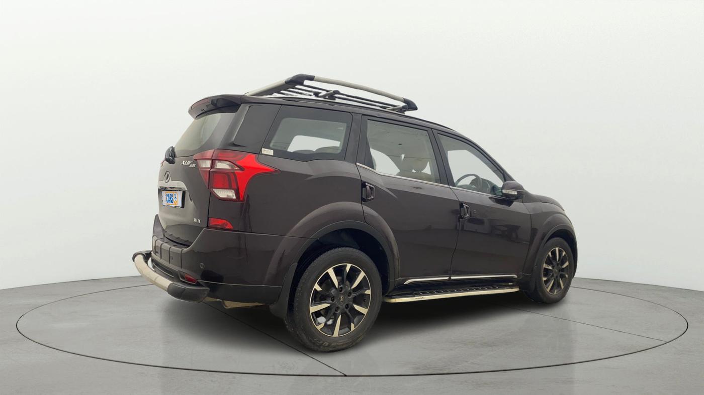 2018 Mahindra XUV500 W11, Diesel, Manual, 48,357 km, Right Back Diagonal
