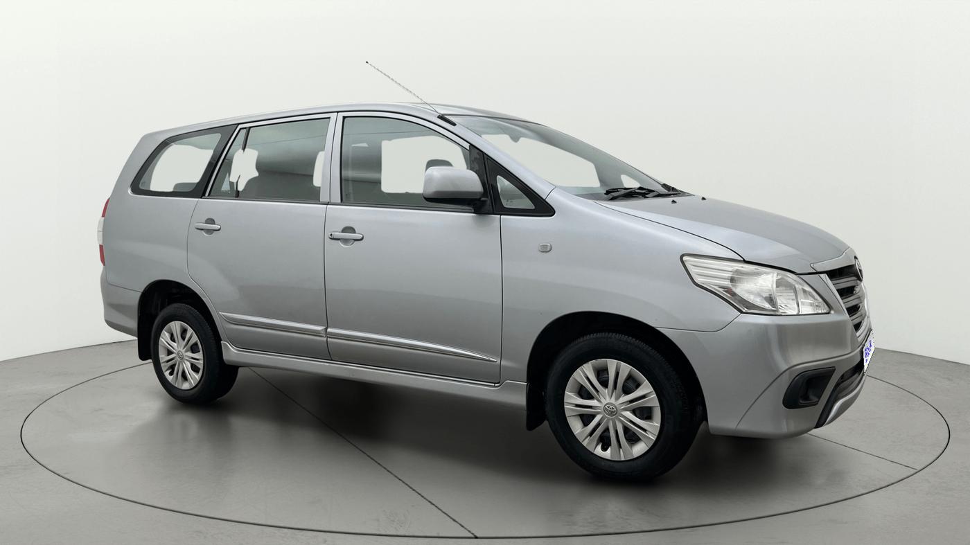 2015 Toyota Innova 2.5 GX 7 STR, Diesel, Manual, 1,10,102 km, SRP