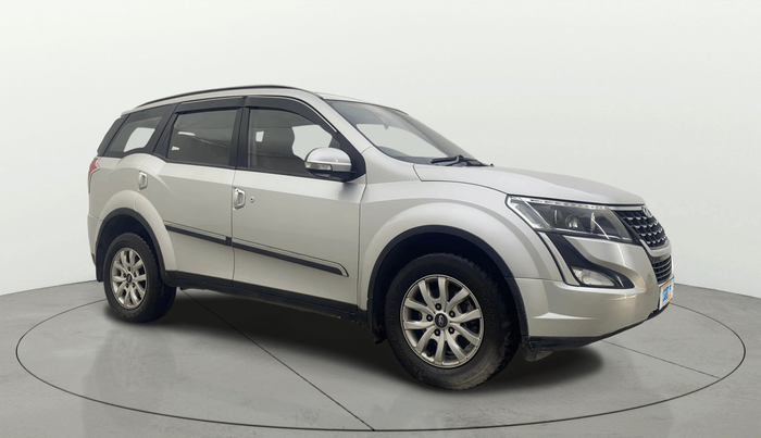 2018 Mahindra XUV500 W9 AT, Diesel, Automatic, 75,785 km, SRP