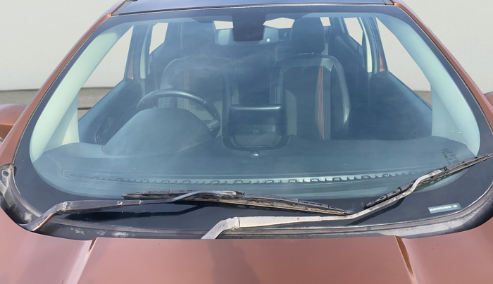 2018 Ford Ecosport TITANIUM 1.5L SPORTS(SUNROOF) DIESEL, Diesel, Manual, 1,42,097 km, Front Windshield