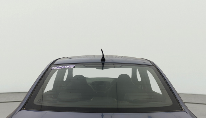 2015 Hyundai Xcent SX 1.2, Petrol, Manual, 1,20,441 km, Rear Windshield