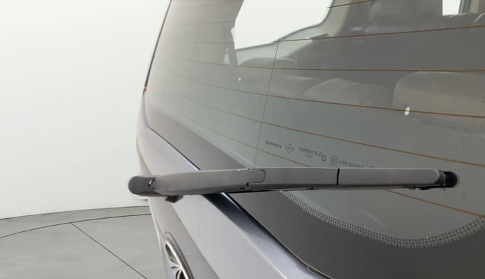 2014 Mahindra XUV500 W8, Diesel, Manual, 77,260 km, Rear Wiper