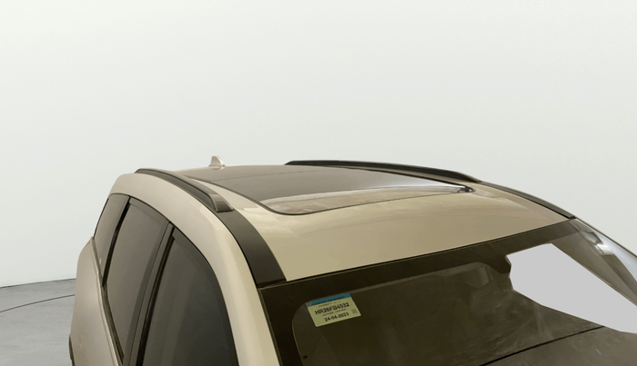 2023 Mahindra XUV700 AX 5 D MT 7 STR, Diesel, Manual, 52,057 km, Roof