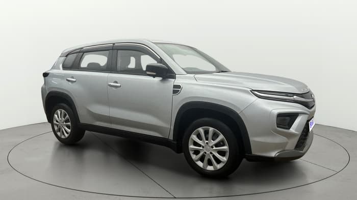 2024 Toyota URBAN CRUISER HYRYDER E NEO DRIVE, Petrol, Manual, 33,605 km, Right Front Diagonal