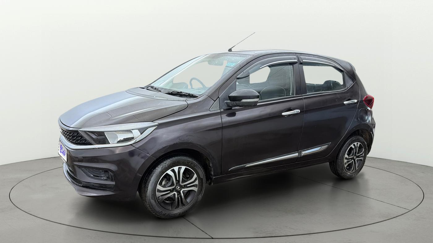 2023 Tata Tiago XTA PETROL, Petrol, Automatic, 19,334 km, Left Front Diagonal