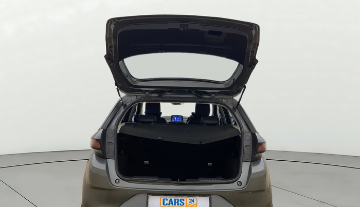 2022 Tata ALTROZ XZ PLUS DIESEL, Diesel, Manual, 44,051 km, Boot Door Open