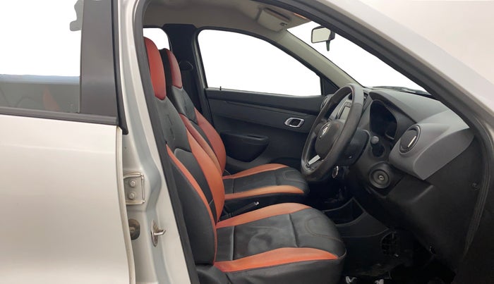 2018 Renault Kwid RXT 1.0 AMT (O), CNG, Automatic, 62,800 km, Right Side Front Door Cabin